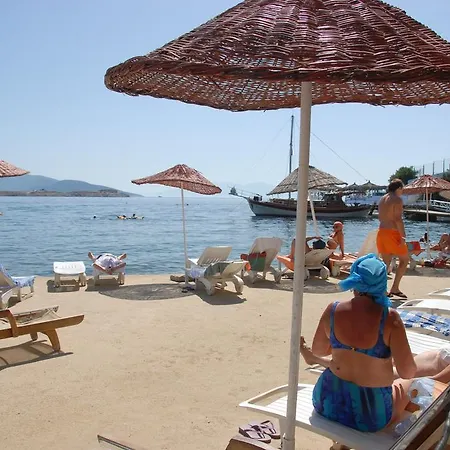 Ξενοδοχείο Akvaryum 3*