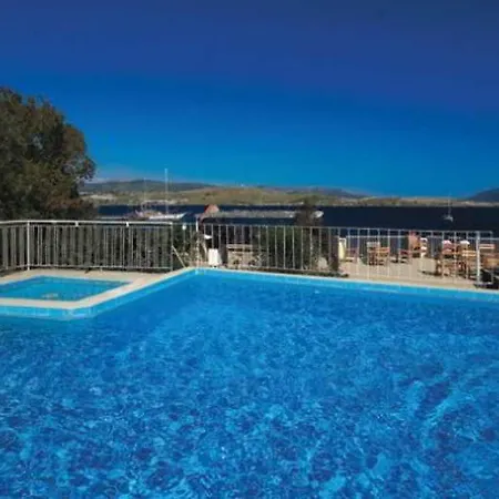 Ξενοδοχείο Akvaryum