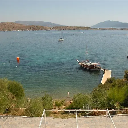Hotel Akvaryum 3*