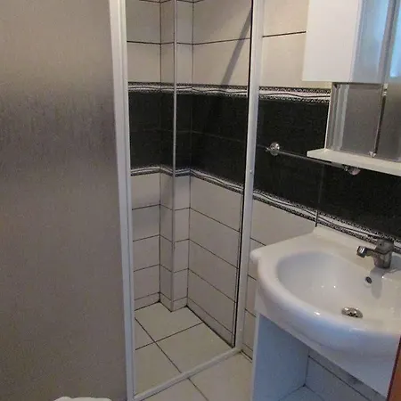Akvaryum Hotel